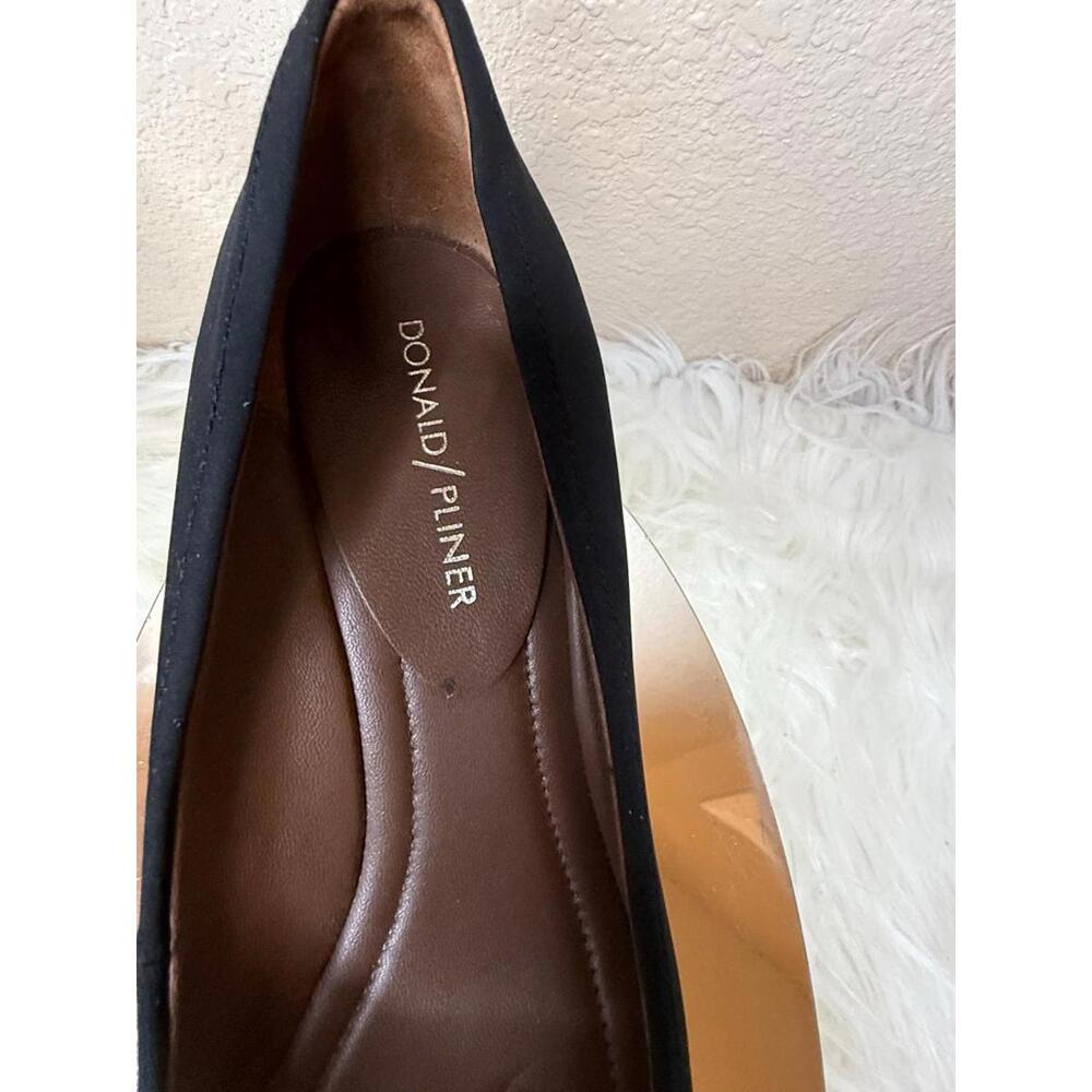 Donald J. Pliner Corinsz 8.5M Black Block Heel Formal Classic Pump Women - Picture 2 of 8